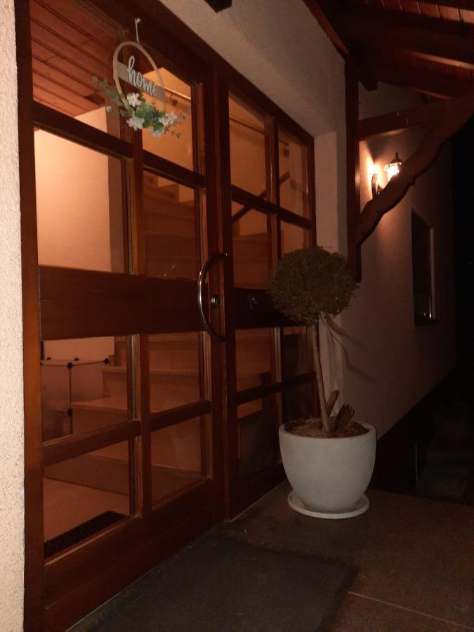 Casa Bianca Souterrain Lägenhet Kappel-Grafenhausen Exteriör bild